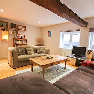 Duplex In The Heart Of Old Terrace + Parking Apartment