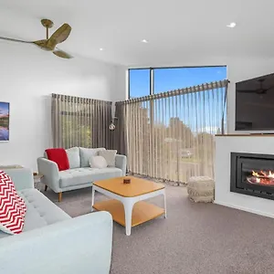 Redwoods Getaway , Rotorua New Zealand